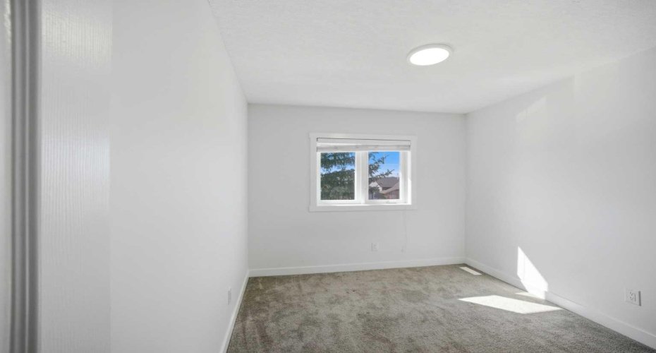 24 Martindale Drive, Calgary, Alberta T3J2V6, 4 Bedrooms Bedrooms, ,4 BathroomsBathrooms,Residential,For Sale,Martindale,A2301127