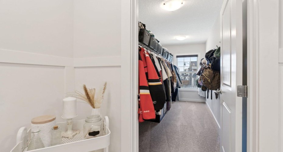 206 Riviera View, Cochrane, Alberta T4C 0Z1, 3 Bedrooms Bedrooms, ,4 BathroomsBathrooms,Residential,For Sale,Riviera,A2301191