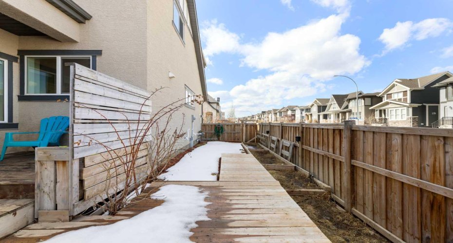 44 Marquis Link, Calgary, Alberta T3M1Z5, 3 Bedrooms Bedrooms, ,3 BathroomsBathrooms,Residential,For Sale,Marquis,A2301536