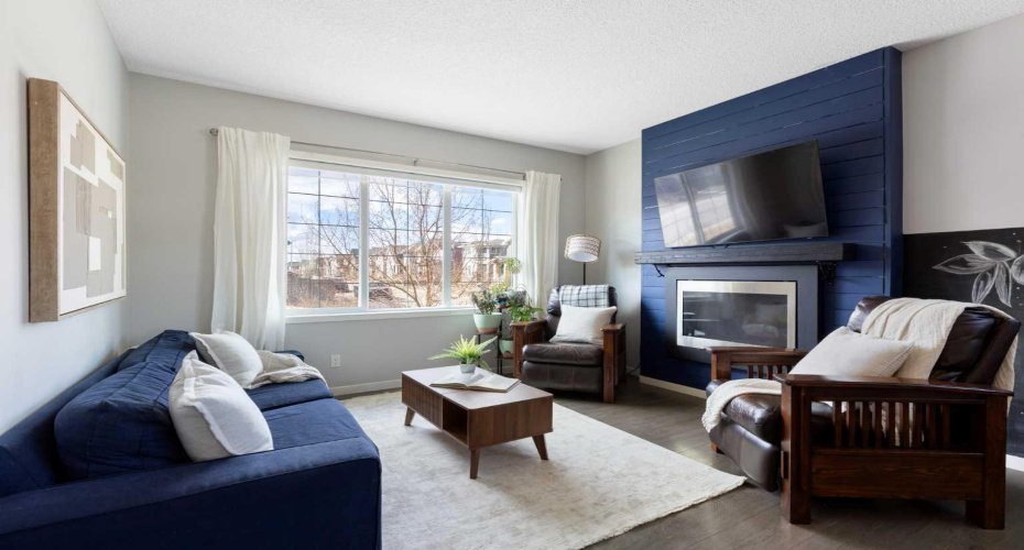 44 Marquis Link, Calgary, Alberta T3M1Z5, 3 Bedrooms Bedrooms, ,3 BathroomsBathrooms,Residential,For Sale,Marquis,A2301536