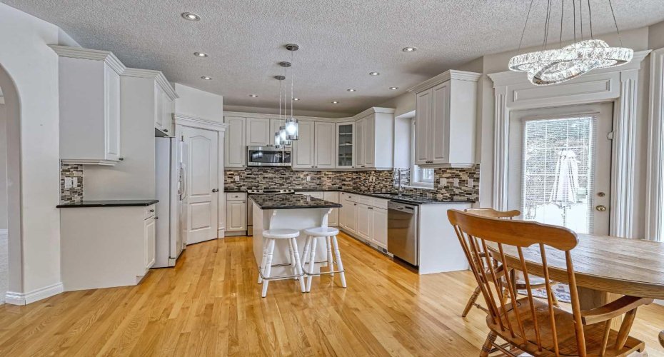 253 Patterson Boulevard, Calgary, Alberta T3H 3J6, 5 Bedrooms Bedrooms, ,4 BathroomsBathrooms,Residential,For Sale,Patterson,A2301955