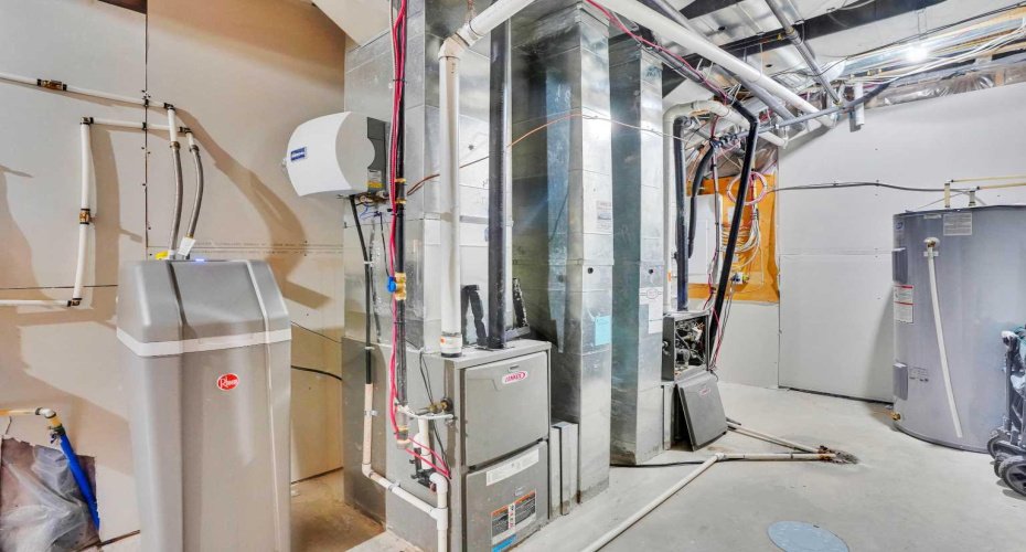 85 evansborough Way, Calgary, Alberta t3p 0m6, 4 Bedrooms Bedrooms, ,4 BathroomsBathrooms,Residential,For Sale,evansborough,A2303256