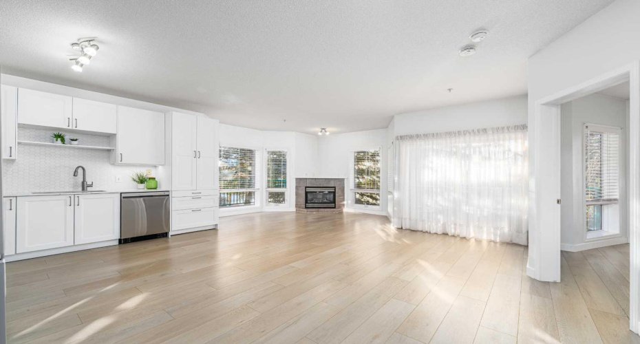 15204 Bannister Road, Calgary, Alberta T2X3T4, 2 Bedrooms Bedrooms, ,2 BathroomsBathrooms,Residential,For Sale,Bannister,A2276745