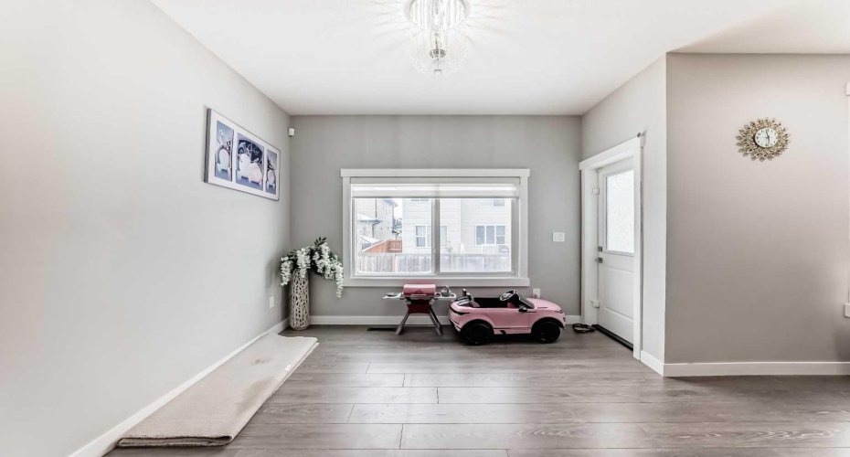 197 Baysprings Gardens, Airdrie, Alberta T4B5C5, 6 Bedrooms Bedrooms, ,4 BathroomsBathrooms,Residential,For Sale,Baysprings,A2290238