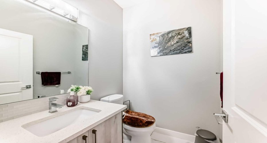 197 Baysprings Gardens, Airdrie, Alberta T4B5C5, 6 Bedrooms Bedrooms, ,4 BathroomsBathrooms,Residential,For Sale,Baysprings,A2290238