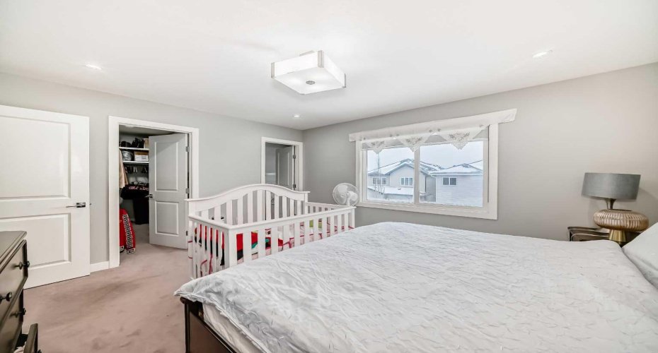 197 Baysprings Gardens, Airdrie, Alberta T4B5C5, 6 Bedrooms Bedrooms, ,4 BathroomsBathrooms,Residential,For Sale,Baysprings,A2290238