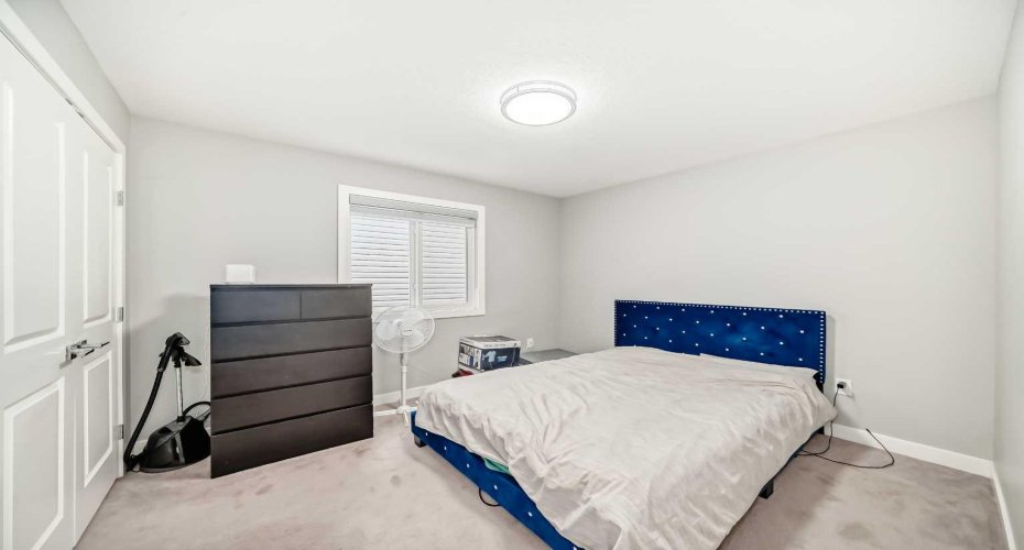 197 Baysprings Gardens, Airdrie, Alberta T4B5C5, 6 Bedrooms Bedrooms, ,4 BathroomsBathrooms,Residential,For Sale,Baysprings,A2290238