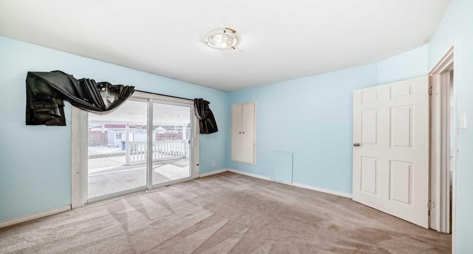 224 47 Street, Calgary, Alberta T2A 1P2, 5 Bedrooms Bedrooms, ,2 BathroomsBathrooms,Residential,For Sale,47,A2292822