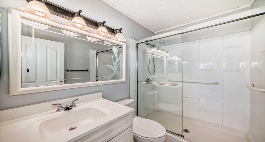 224 47 Street, Calgary, Alberta T2A 1P2, 5 Bedrooms Bedrooms, ,2 BathroomsBathrooms,Residential,For Sale,47,A2292822