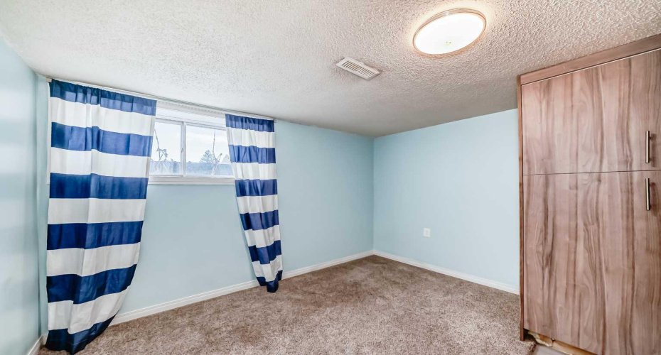 224 47 Street, Calgary, Alberta T2A 1P2, 5 Bedrooms Bedrooms, ,2 BathroomsBathrooms,Residential,For Sale,47,A2292822