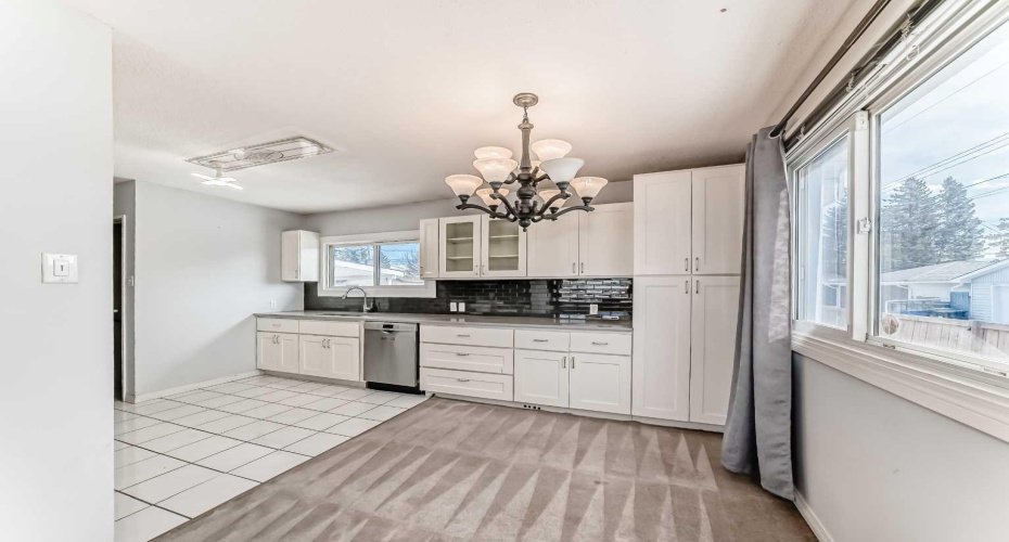 224 47 Street, Calgary, Alberta T2A 1P2, 5 Bedrooms Bedrooms, ,2 BathroomsBathrooms,Residential,For Sale,47,A2292822