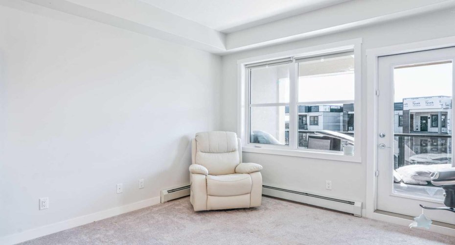 125 Wolf Hollow Crescent, Calgary, Alberta T2X 5K9, 2 Bedrooms Bedrooms, ,1 BathroomBathrooms,Residential,For Sale,Wolf Hollow,A2300115