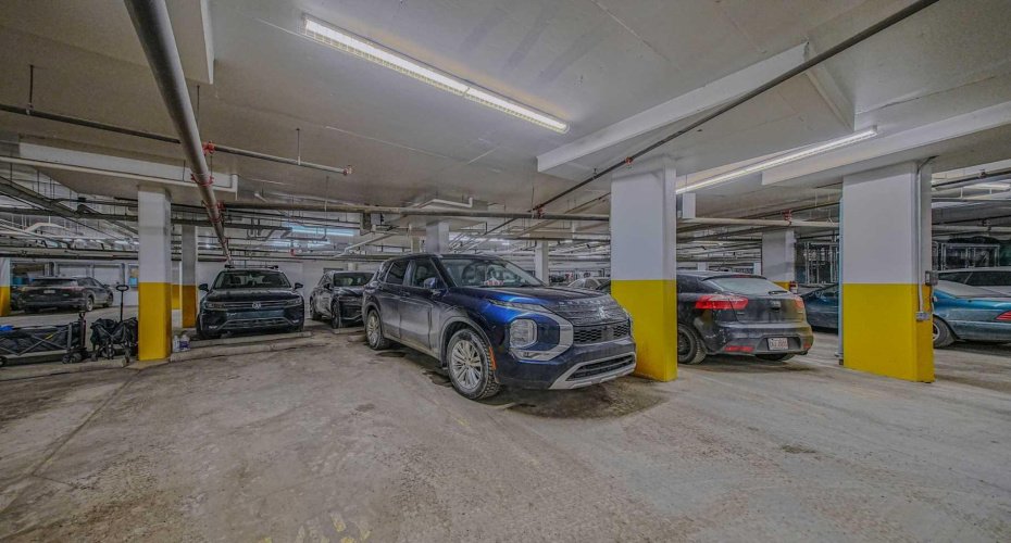 125 Wolf Hollow Crescent, Calgary, Alberta T2X 5K9, 2 Bedrooms Bedrooms, ,1 BathroomBathrooms,Residential,For Sale,Wolf Hollow,A2300115