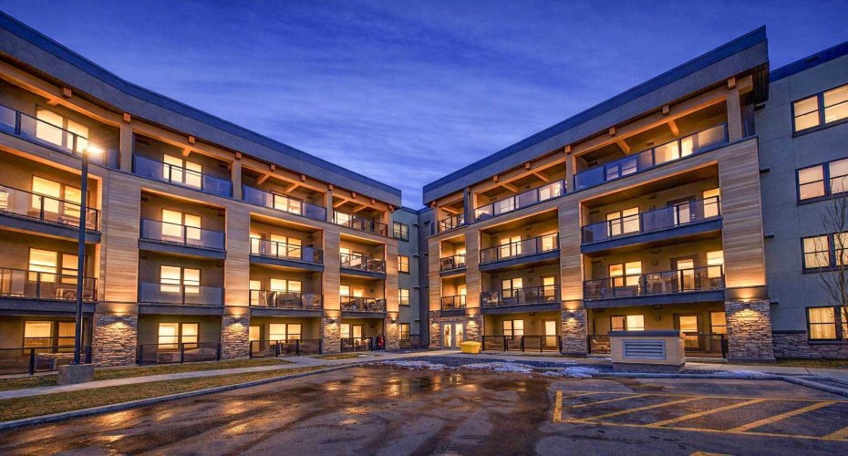 125 Wolf Hollow Crescent, Calgary, Alberta T2X 5K9, 2 Bedrooms Bedrooms, ,1 BathroomBathrooms,Residential,For Sale,Wolf Hollow,A2300115