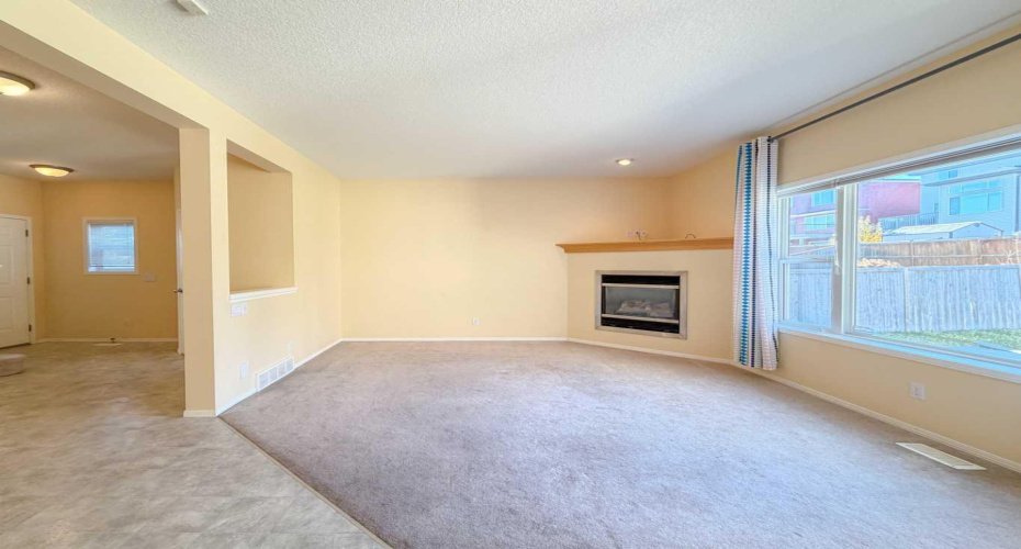 21 Panamount Hill, Calgary, Alberta T3K5R8, 3 Bedrooms Bedrooms, ,3 BathroomsBathrooms,Residential,For Sale,Panamount,A2300155