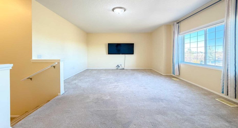 21 Panamount Hill, Calgary, Alberta T3K5R8, 3 Bedrooms Bedrooms, ,3 BathroomsBathrooms,Residential,For Sale,Panamount,A2300155