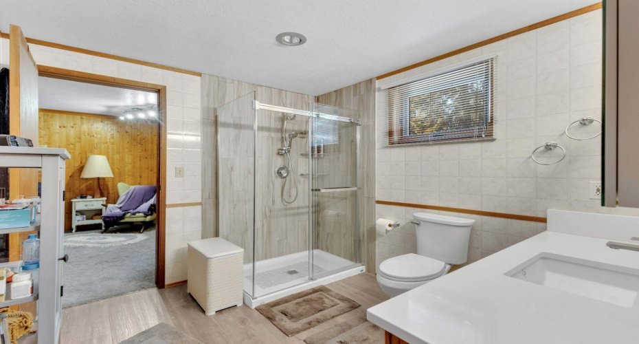 Main Floor Bathroom