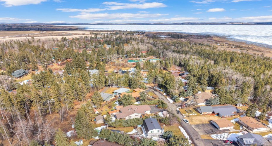 41513 Highway 771, Rural Lacombe County, Alberta T0C 0J0, 4 Bedrooms Bedrooms, ,3 BathroomsBathrooms,Residential,For Sale,Highway 771,A2300551