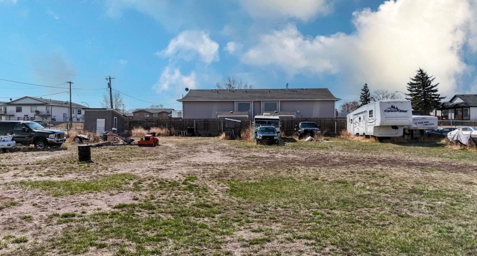124 & 128 5 Street, Redcliff, Alberta T0J 2P0, ,Land,For Sale,5,A2300884