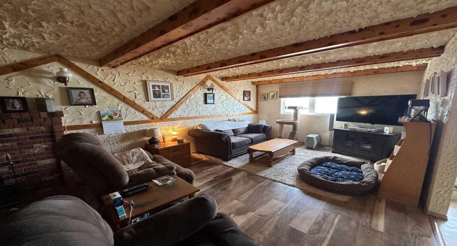 21 1 Avenue, Derwent, Alberta T0B 1C0, 4 Bedrooms Bedrooms, ,3 BathroomsBathrooms,Residential,For Sale,1,A2301307