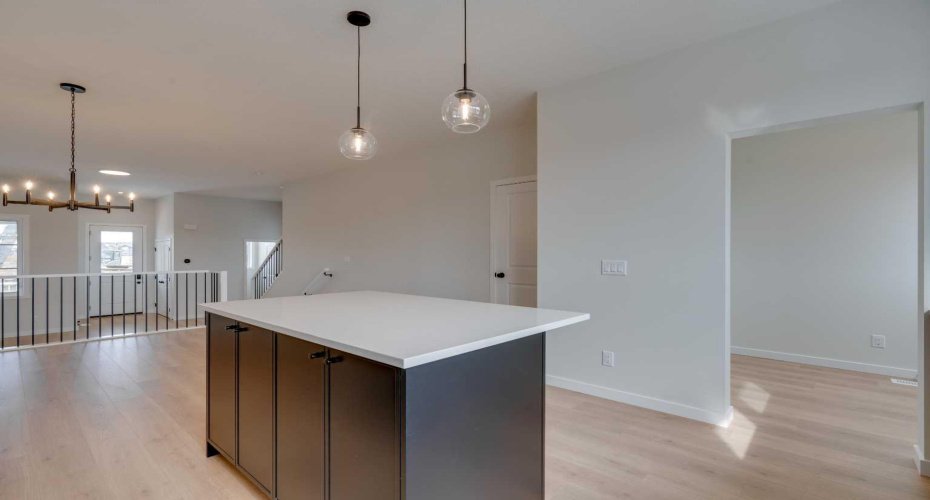 1273 Creekview Drive, Calgary, Alberta T2X 5Y7, 3 Bedrooms Bedrooms, ,3 BathroomsBathrooms,Residential,For Sale,Creekview,A2302154