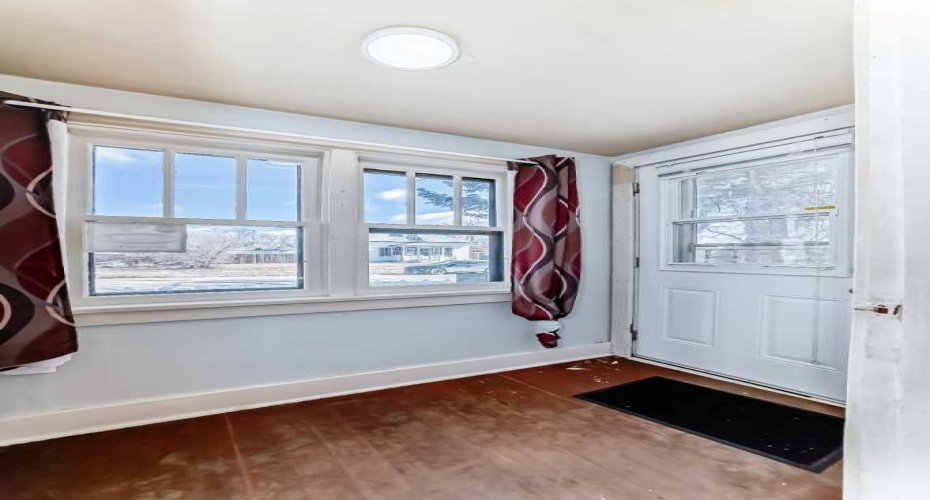 5017 54 Ave, Ponoka, Alberta T4J 1H2, 2 Bedrooms Bedrooms, ,3 BathroomsBathrooms,Residential,For Sale,54 Ave,A2302226