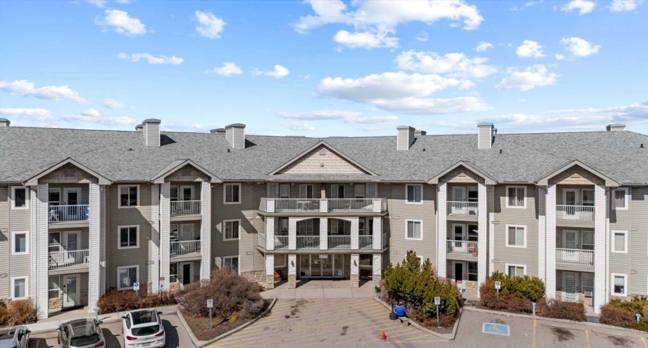 6818 Pinecliff Grove, Calgary, Alberta T1Y 7L2, 1 Bedroom Bedrooms, ,1 BathroomBathrooms,Residential,For Sale,Pinecliff,A2302579