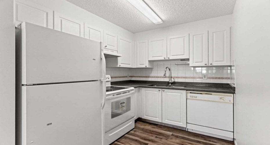 6818 Pinecliff Grove, Calgary, Alberta T1Y 7L2, 1 Bedroom Bedrooms, ,1 BathroomBathrooms,Residential,For Sale,Pinecliff,A2302579