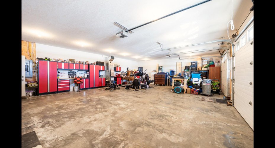 2 Irene Avenue, Athabasca, Alberta T9S 1S2, 3 Bedrooms Bedrooms, ,2 BathroomsBathrooms,Residential,For Sale,Irene,A2303095