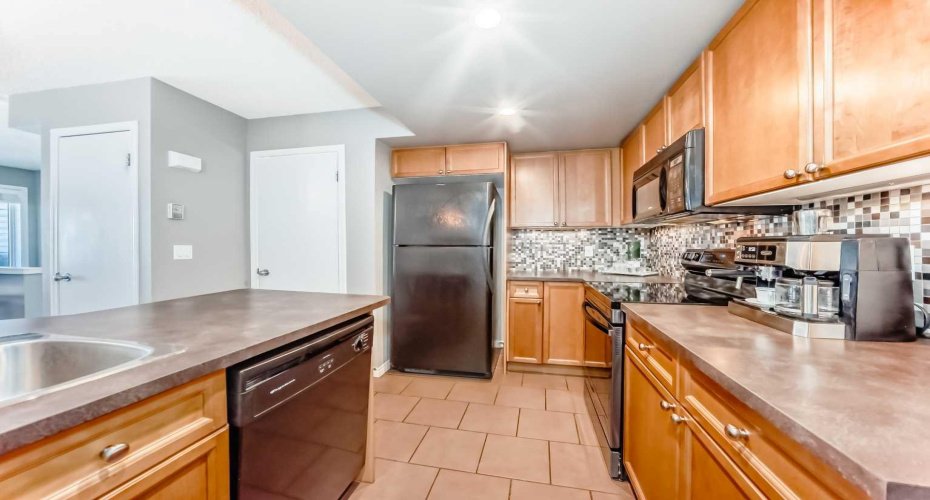 138 Mckenzie Towne Lane, Calgary, Alberta T2Z0C4, 2 Bedrooms Bedrooms, ,3 BathroomsBathrooms,Residential,For Sale,Mckenzie Towne,A2303251