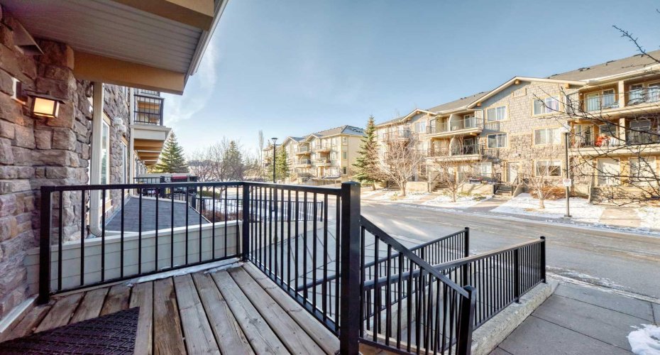 138 Mckenzie Towne Lane, Calgary, Alberta T2Z0C4, 2 Bedrooms Bedrooms, ,3 BathroomsBathrooms,Residential,For Sale,Mckenzie Towne,A2303251