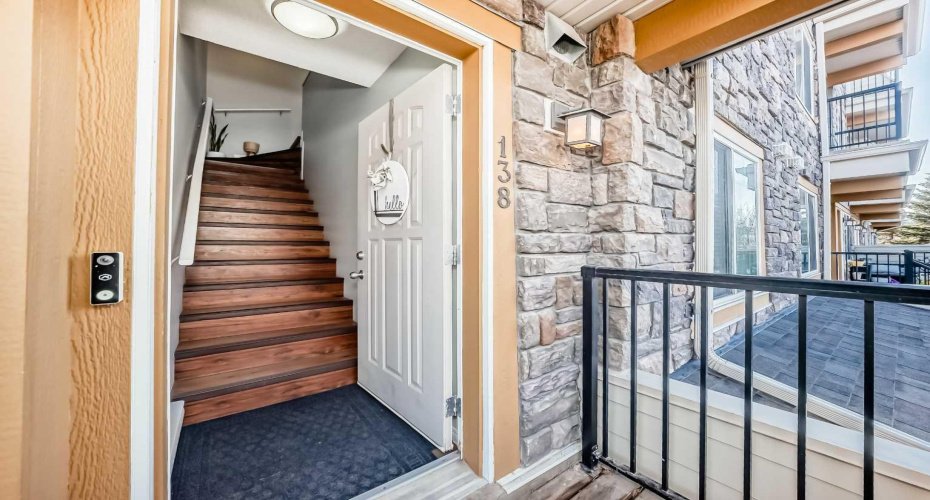 138 Mckenzie Towne Lane, Calgary, Alberta T2Z0C4, 2 Bedrooms Bedrooms, ,3 BathroomsBathrooms,Residential,For Sale,Mckenzie Towne,A2303251