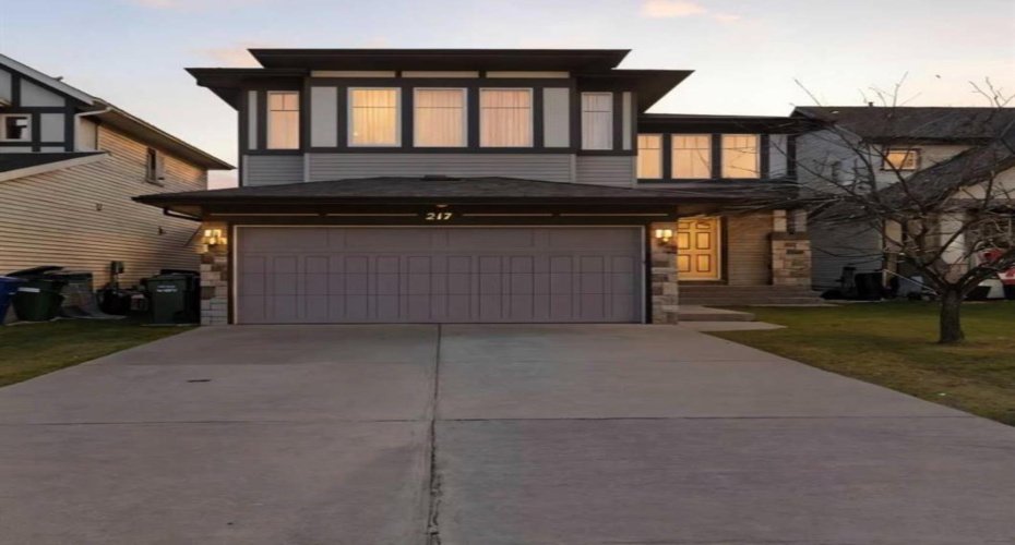 217 coopers Grove SW, Airdrie, Alberta T2B0G4, 5 Bedrooms Bedrooms, ,4 BathroomsBathrooms,Residential,For Sale,coopers Grove SW,A2303255