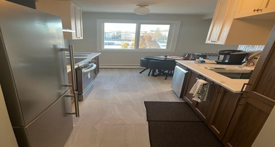 10014 Morrison Street, Fort McMurray, Alberta T9H 2H1, 2 Bedrooms Bedrooms, ,1 BathroomBathrooms,Residential,For Sale,Morrison,A2303294