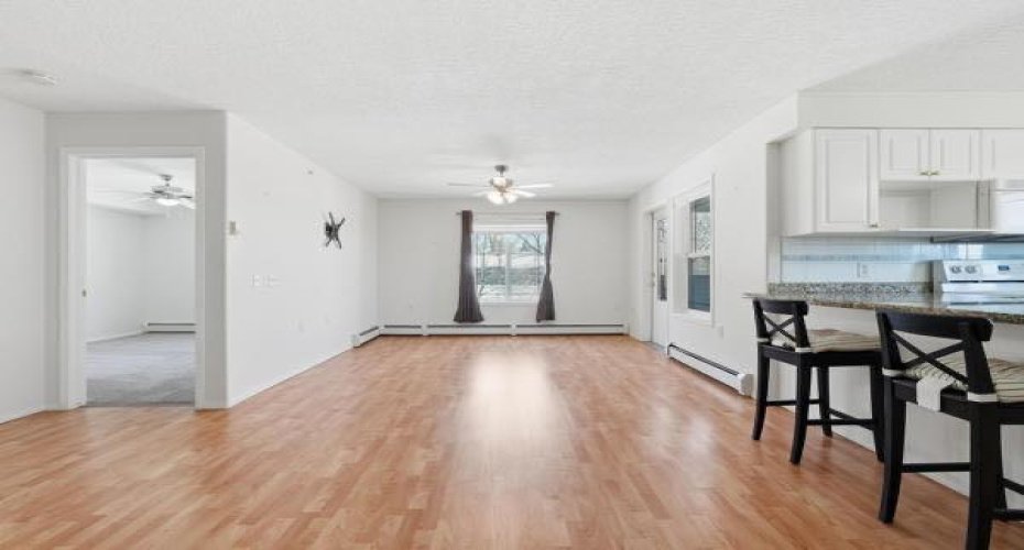 3000 Millrise Point, Calgary, Alberta T2Y 3W4, 2 Bedrooms Bedrooms, ,2 BathroomsBathrooms,Residential,For Sale,Millrise,A2303297