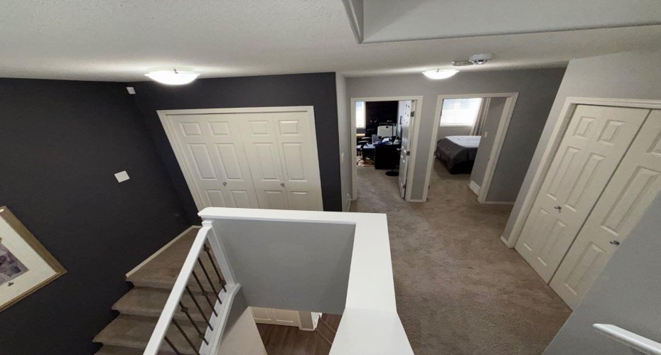 755 Silkstone Close, Lethbridge, Alberta T1J4B9, 3 Bedrooms Bedrooms, ,3 BathroomsBathrooms,Residential,For Sale,Silkstone,A2303320