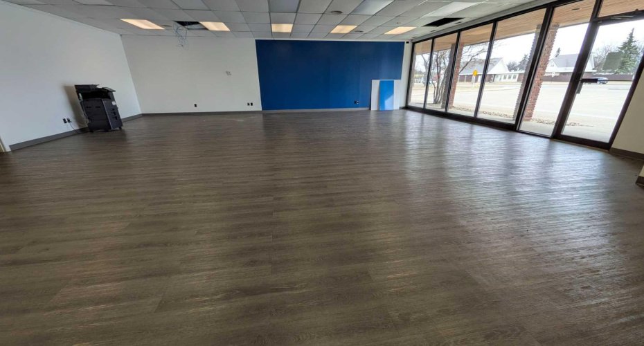 6006 48 Avenue, Camrose, Alberta T4V 0K3, ,Commercial,For Lease,48,A2303337