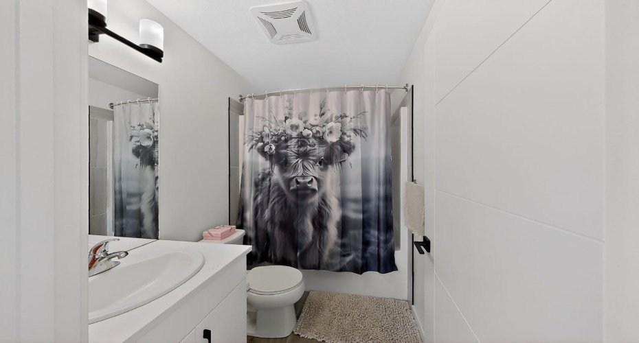 302 Uplands Boulevard, Lethbridge, Alberta T1H 7C7, 3 Bedrooms Bedrooms, ,3 BathroomsBathrooms,Residential,For Sale,Uplands,A2290461