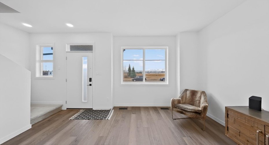 302 Uplands Boulevard, Lethbridge, Alberta T1H 7C7, 3 Bedrooms Bedrooms, ,3 BathroomsBathrooms,Residential,For Sale,Uplands,A2290461