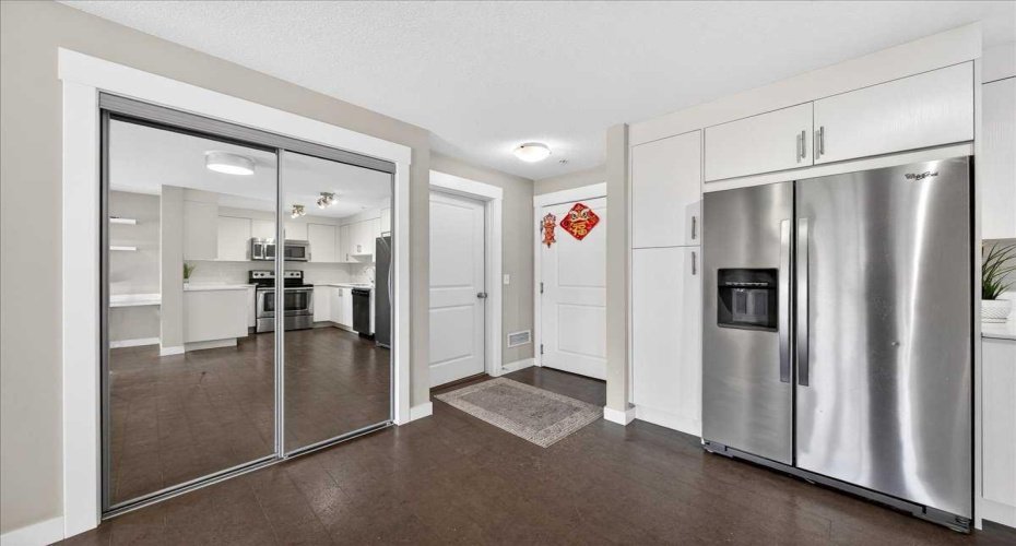 302 Skyview Ranch Drive, Calgary, Alberta T3N0P5, 2 Bedrooms Bedrooms, ,2 BathroomsBathrooms,Residential,For Sale,Skyview Ranch,A2295052