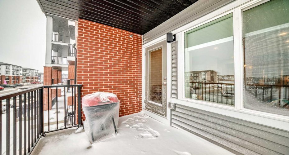 6 Merganser Drive, Chestermere, Alberta T1X2Y2, 2 Bedrooms Bedrooms, ,2 BathroomsBathrooms,Residential,For Sale,Merganser,A2295299