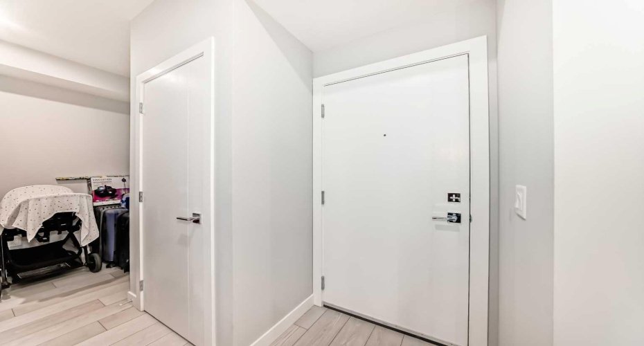 6 Merganser Drive, Chestermere, Alberta T1X2Y2, 2 Bedrooms Bedrooms, ,2 BathroomsBathrooms,Residential,For Sale,Merganser,A2295299