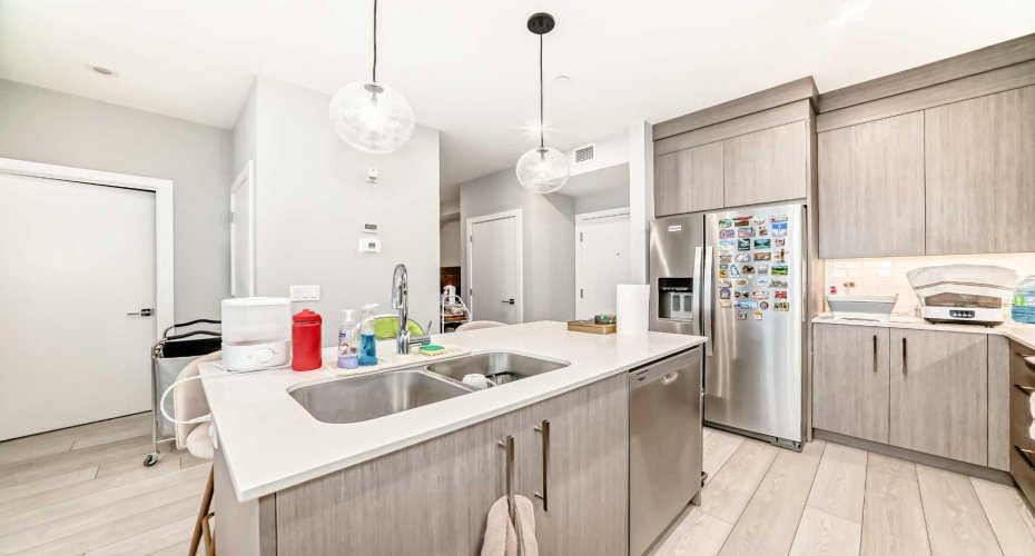 6 Merganser Drive, Chestermere, Alberta T1X2Y2, 2 Bedrooms Bedrooms, ,2 BathroomsBathrooms,Residential,For Sale,Merganser,A2295299