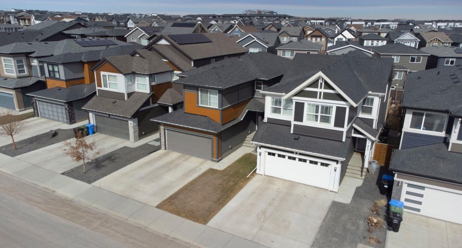 743 Seton Circle, Calgary, Alberta T3M 3C5, 3 Bedrooms Bedrooms, ,3 BathroomsBathrooms,Residential,For Sale,Seton,A2297253