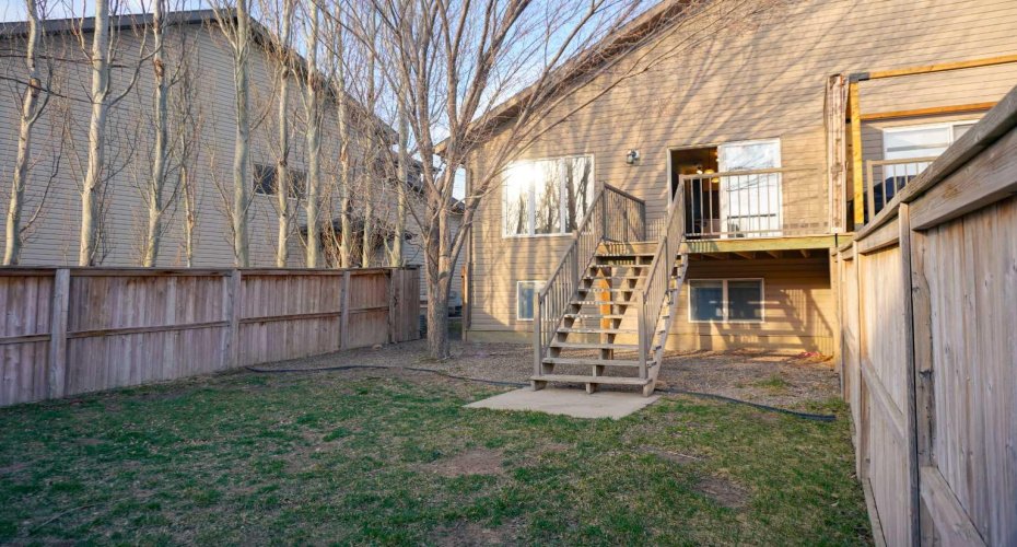 721 Silkstone Close, Lethbridge, Alberta T1J4B9, 3 Bedrooms Bedrooms, ,2 BathroomsBathrooms,Residential,For Sale,Silkstone,A2297434