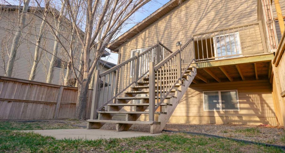 721 Silkstone Close, Lethbridge, Alberta T1J4B9, 3 Bedrooms Bedrooms, ,2 BathroomsBathrooms,Residential,For Sale,Silkstone,A2297434