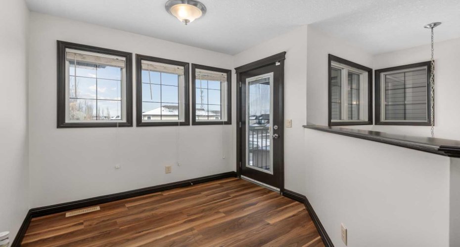 18 Autumn Circle, Calgary, Alberta T3M0J6, 4 Bedrooms Bedrooms, ,4 BathroomsBathrooms,Residential,For Sale,Autumn,A2300212