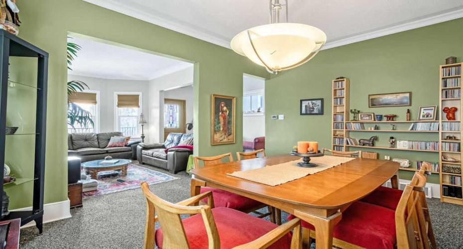 2410 16 Street, Calgary, Alberta T2T 4E8, 2 Bedrooms Bedrooms, ,2 BathroomsBathrooms,Residential,For Sale,16,A2301893