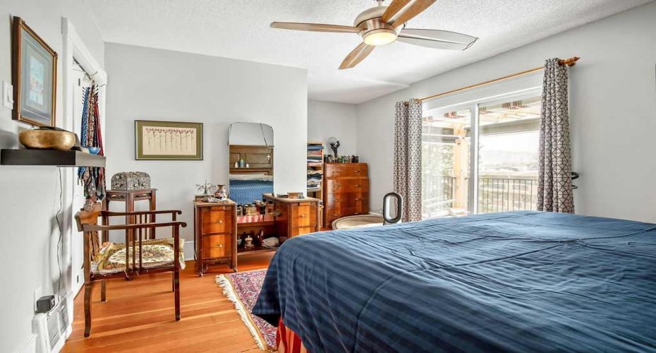 2410 16 Street, Calgary, Alberta T2T 4E8, 2 Bedrooms Bedrooms, ,2 BathroomsBathrooms,Residential,For Sale,16,A2301893