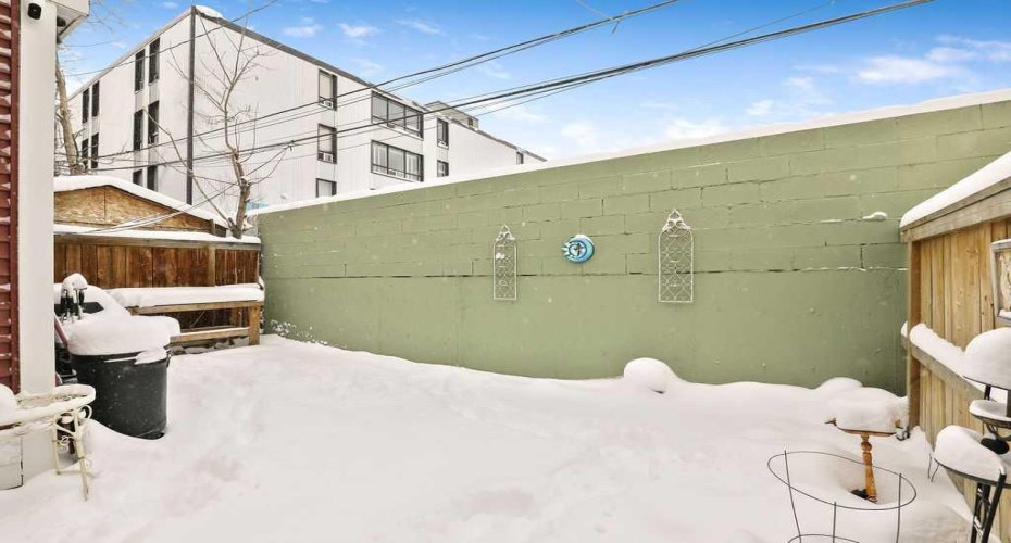 2410 16 Street, Calgary, Alberta T2T 4E8, 2 Bedrooms Bedrooms, ,2 BathroomsBathrooms,Residential,For Sale,16,A2301893